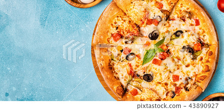 Vegetarian pizza with mushrooms, vegetables,cheese 43890927