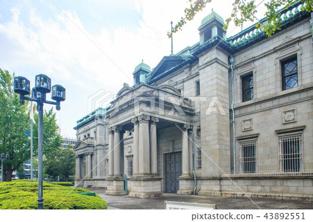 日本銀行大阪分行 43892551