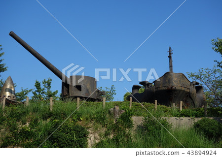 Suo Oshima Mutsu Memorial Hall Cannon Suo Oshima Mutsu Memorial Hall Cannon 43894924