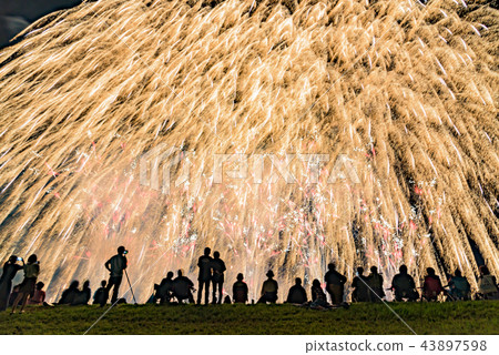 Fireworks 43897598