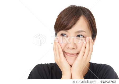 一個微笑的女人 一個微笑的女人 43898708