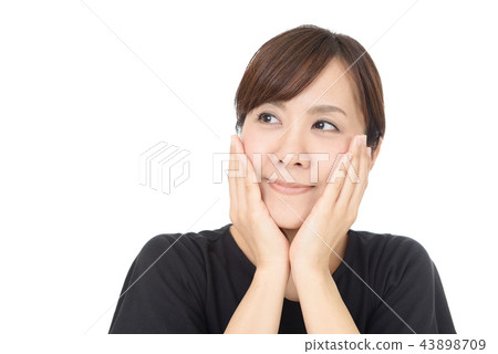 一個微笑的女人 一個微笑的女人 43898709