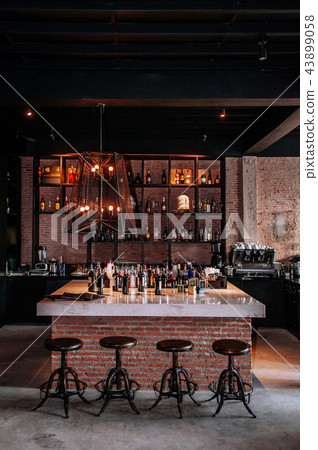 Bangkok old loft brick counter bar in night club 43899058