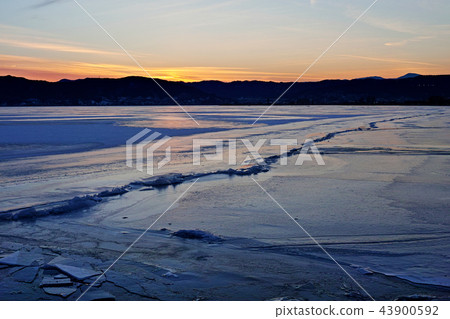 [Nagano Prefecture] Okamikuri evening view/Omiwatari Lake Suwa (near Shimosuwa Lake Shore Dori convenience store) 2018 43900592