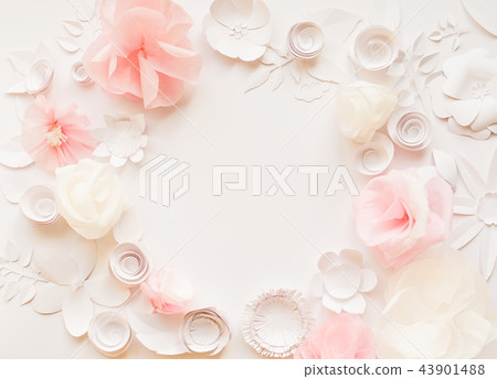 white and rose paper flowers white and rose paper flowers 43901488