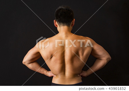 Men who train muscle 43901832