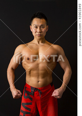 Men who train muscle 43901849