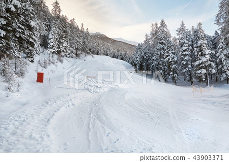 Skiing slopes from the top 43903371