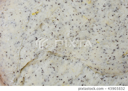 Unbaked dough 43903832