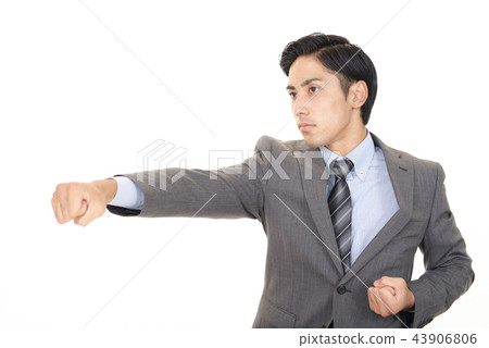 訓練的男人 訓練的男人 43906806