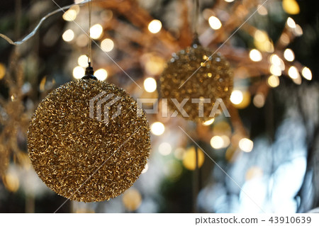 Christmas background, tree ornament 43910639