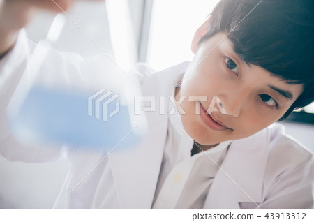 一個人去實驗 43913312