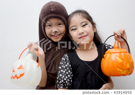 Portrait Asian girl with funny monster face  43914958