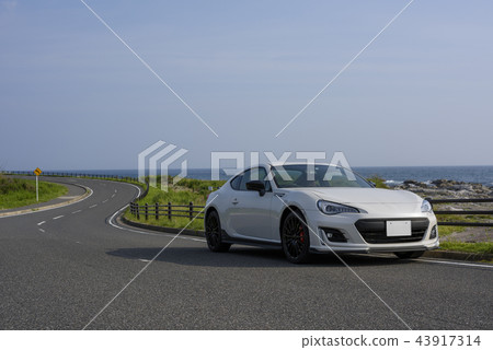 Drive to the sea with a sports car Drive to the sea with a sports car 43917314