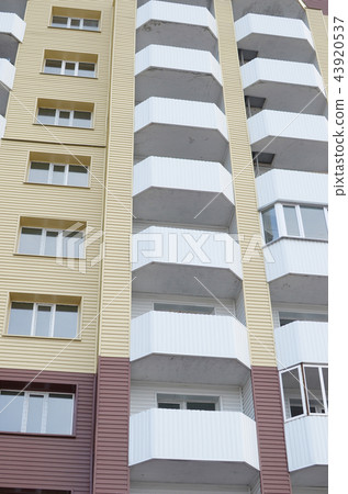 condo condo 43920537