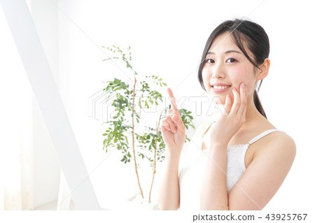 年輕的女士 43925767