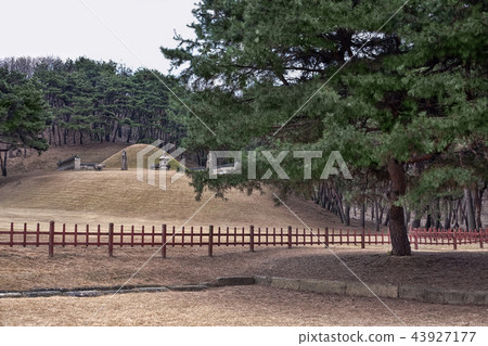 Gyeongneung,Seoeungrung(歷史遺址198號),京畿道高陽市 Gyeongneung,Seoeungrung(歷史遺址198號),京畿道高陽市 43927177