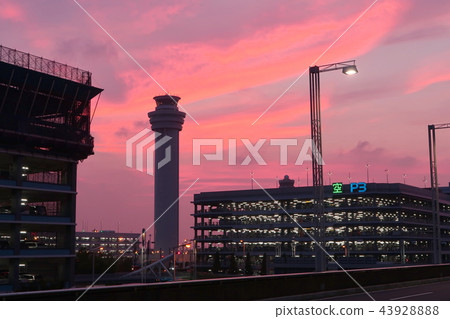 Haneda Airport at dusk 43928888