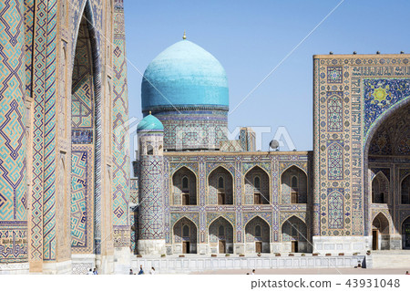 The Registan, the heart of the ancient city The Registan, the heart of the ancient city 43931048