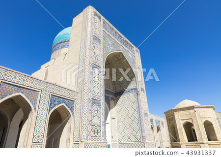 Mir-i-Arab Madrasah (Miri Arab Madrasah) in Bukhar Mir-i-Arab Madrasah (Miri Arab Madrasah) in Bukhar 43931337