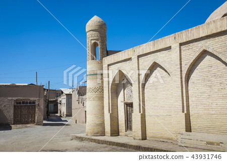 Historic buildings at Itchan Kala fortress   43931746