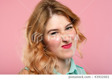 nah unimpressed girl grimacing wrinkling nose nah unimpressed girl grimacing wrinkling nose 43932001