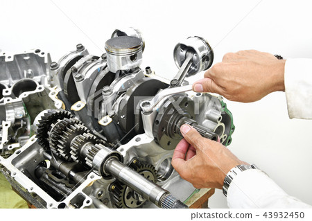 Motorbike outlet engine repair