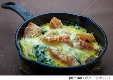 Spinach grass gratin Spinach grass gratin 43932795