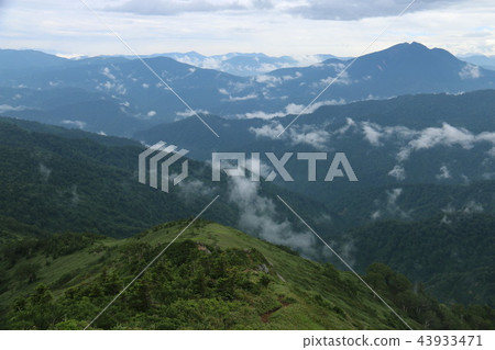 Echigo Road to the top of Hiragatake mountain Echigo Road to the top of Hiragatake mountain 43933471