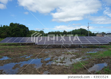 Immersed solar power plant Immersed solar power plant 43933524
