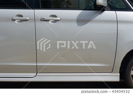 Car scratches 43934532