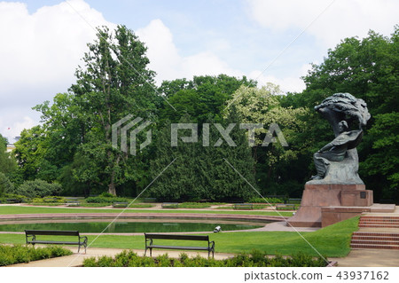 Wazienki公園在華沙波蘭 Wazienki公園在華沙波蘭 43937162