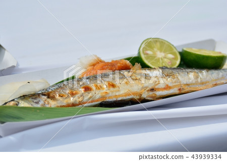 Autumn taste Meguro's Sanma Festival 43939334