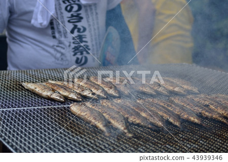 Autumn taste Meguro's Sanma Festival Autumn taste Meguro's Sanma Festival 43939346