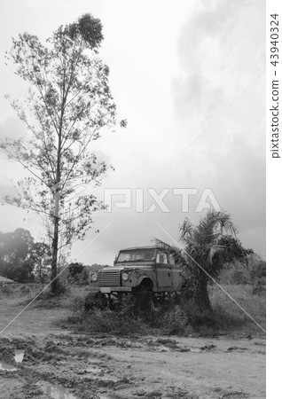 old car wreck parking on farm  43940324