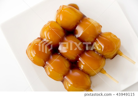 Mitarashi dumpling  43949115