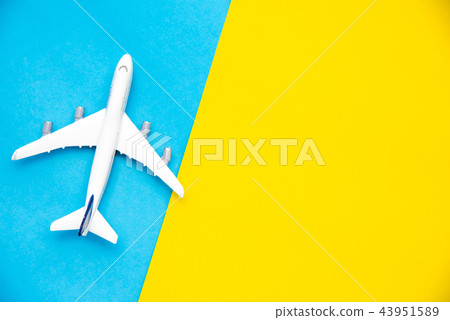 Top view for Airplane models 43951589