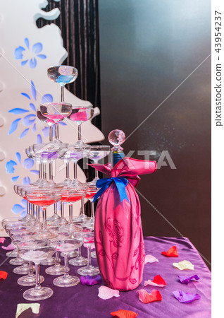 結婚訂婚婚禮喜事香檳塔 結婚訂婚婚禮喜事香檳塔 43954237