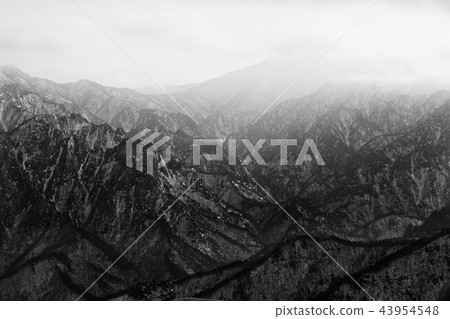 冬天的山 冬天的山 43954548