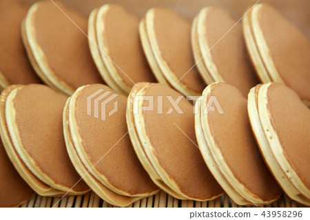 Dorayaki Dorayaki Experience of making Doyaki homemade cake making class 43958296