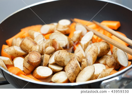 即食,常規食品,午餐 即食,常規食品,午餐 43959330