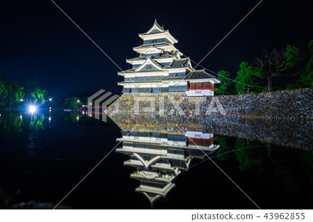 Night view of Matsumoto Castle Night view of Matsumoto Castle 43962855