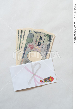 Money / extraordinary income / celebration / new year's gifts 43964567