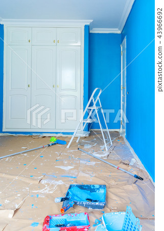 home renovation concept 43966692