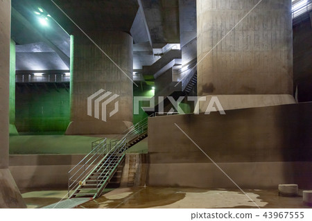 Metropolitan area outline drainage canal 43967555