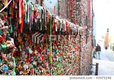 Seattle Gum Wall 43973246