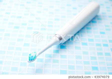 electric toothbrush electric toothbrush 43974079