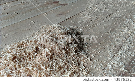 Wood shavings on boards for carpentr craft 43976122