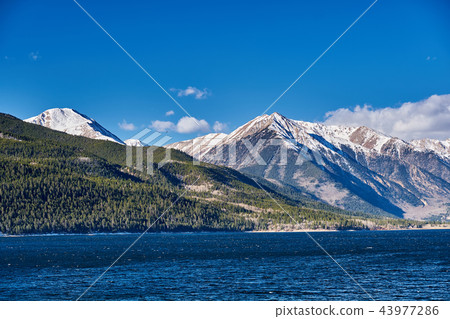 Rocky Mountains, Colorado, USA 43977286