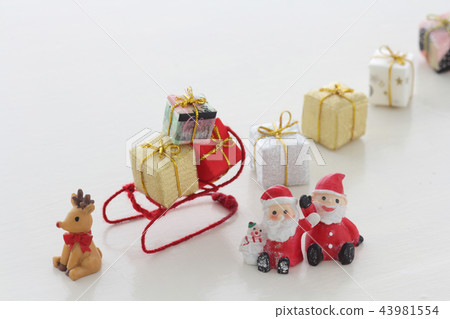 Christmas miscellaneous goods image 43981554